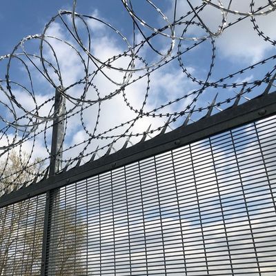 Razor Wire Fence  concertina razor barbed wire chicken wire barbed wire fence mesh razor wire fencing razor wire fences