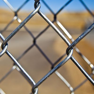 Chain Link/PVC Coat Chain Link, PVC Coated Diamond Fence, Farm and Field Galvanized Steel Wire Fencing Products Farm
