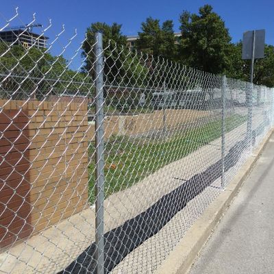 CHAIN LINK FENCE FOR ROAD FENCE, HDG chain link mesh, diamond wire mesh, rhombic wire mesh, cyclone fence